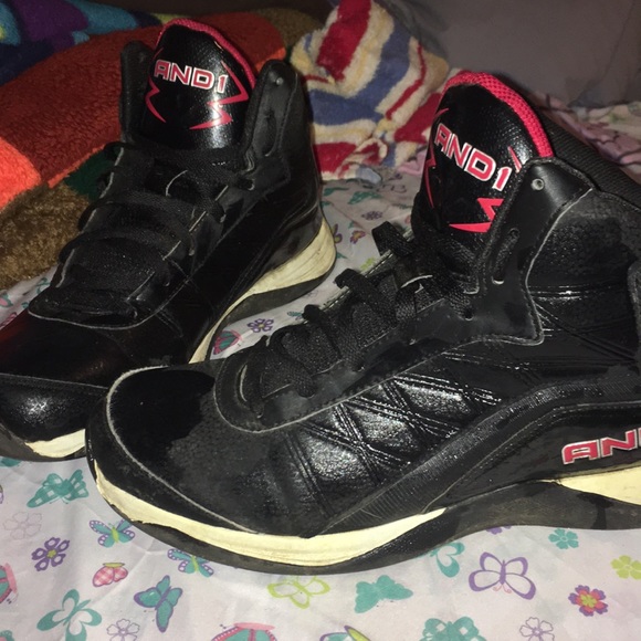 Shoes - Picture 1 of 3